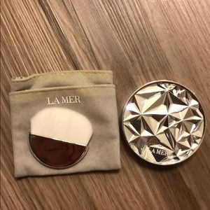 La mer illuminating powder